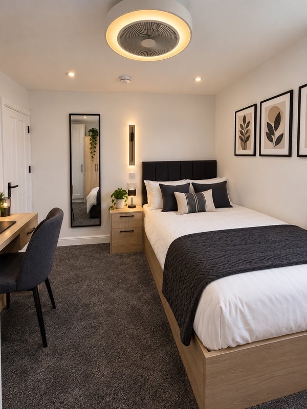 Room Carmelite Road in Coventry