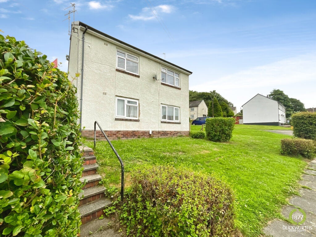 Flat Brunshaw Avenue in Burnley