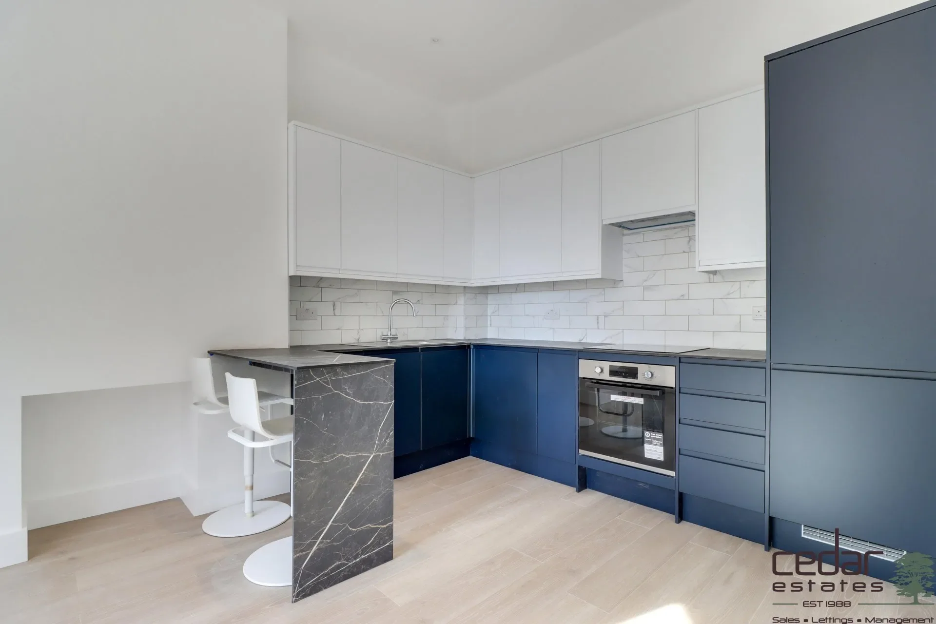 Flat Goldhurst Terrace in Greater London