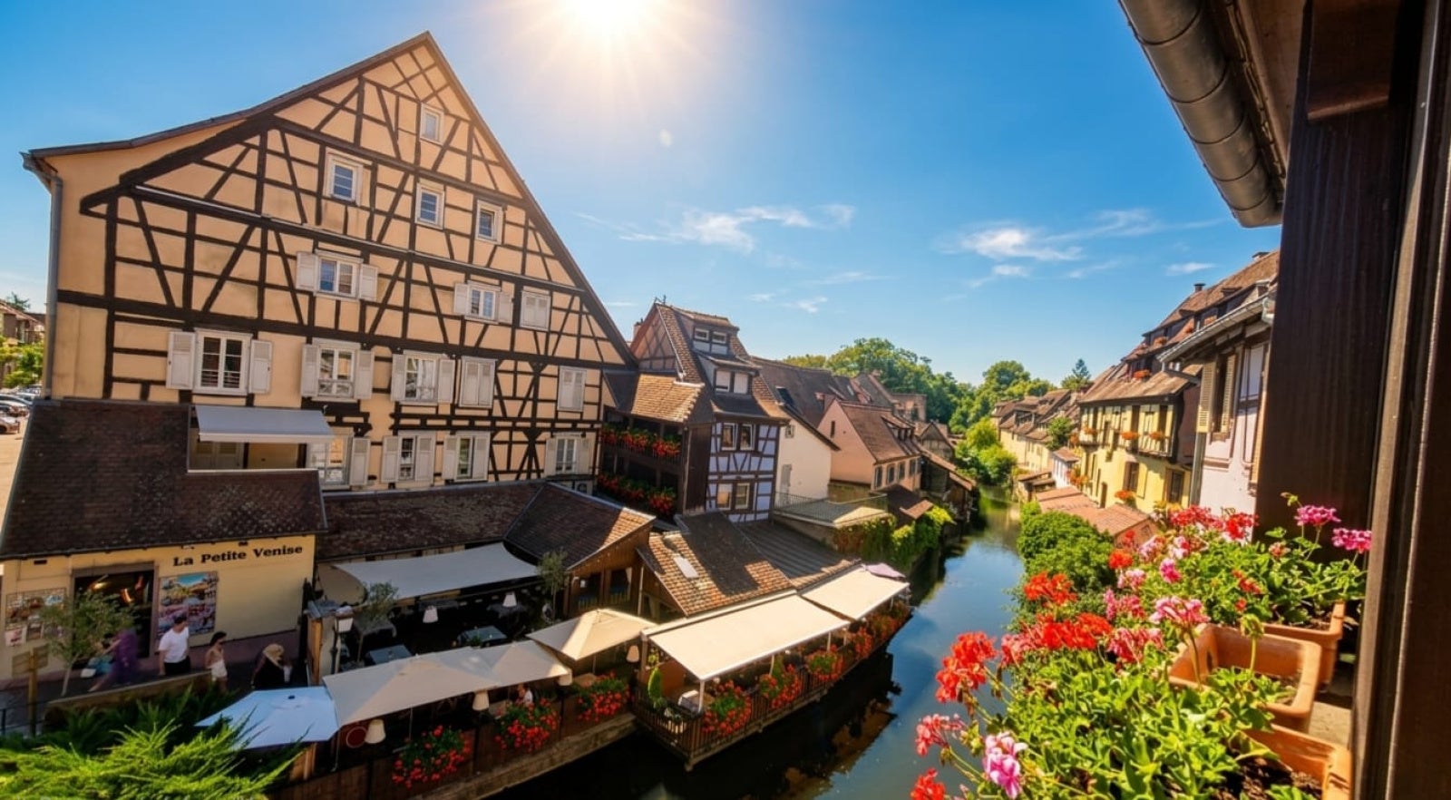 Flat Place des Six Montagnes Noires in Colmar