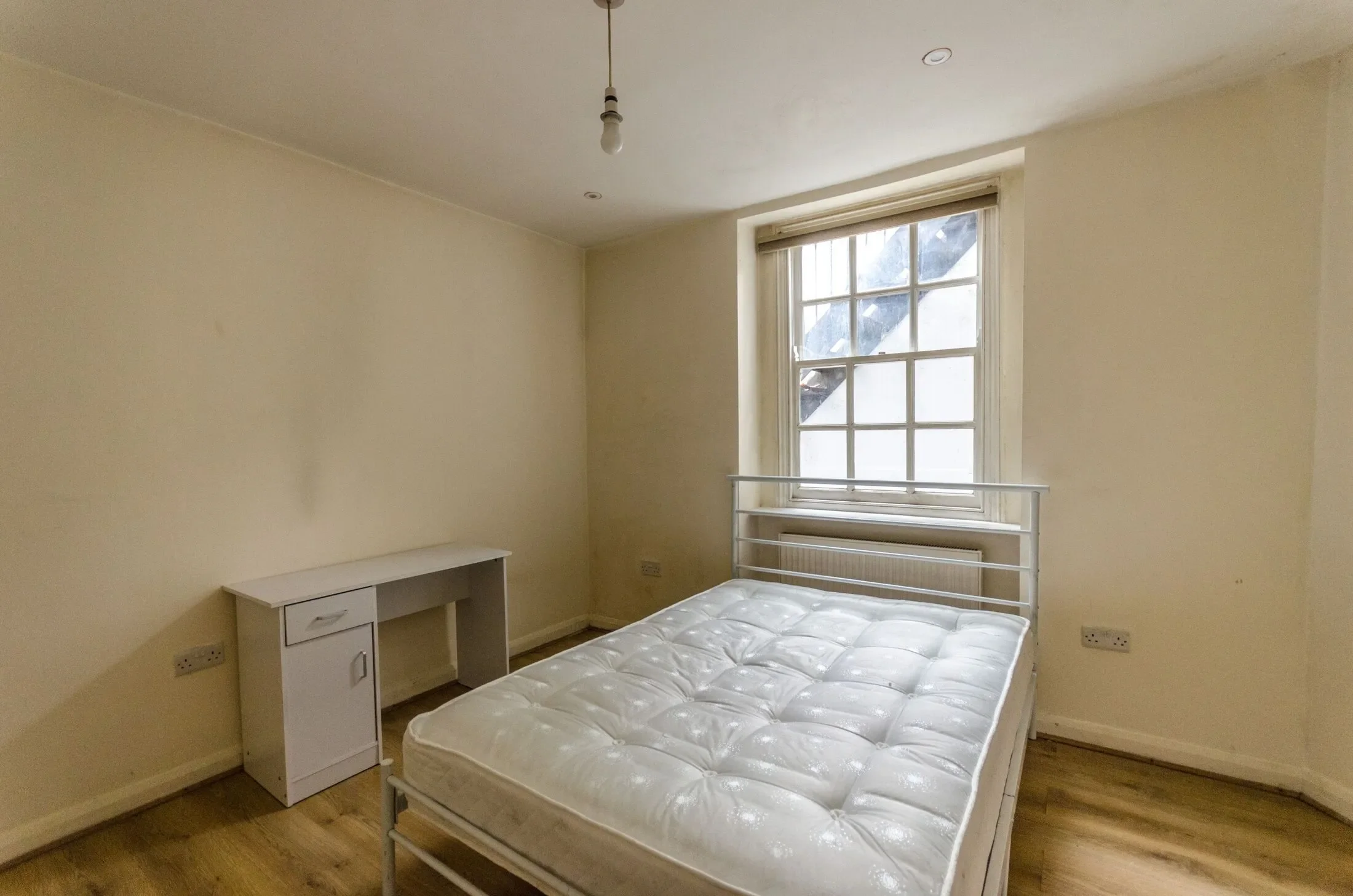 Flat Acton Street in Greater London