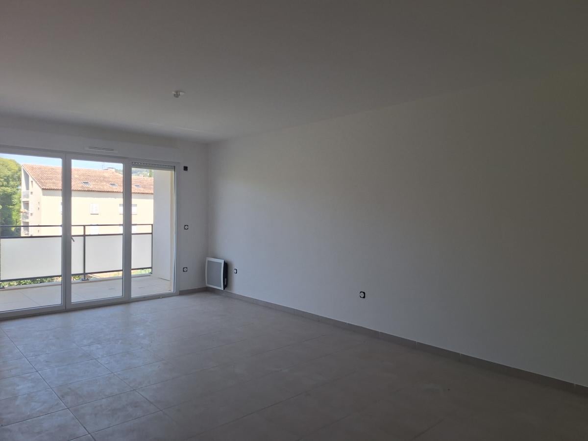 Appartement Lotissement Bain à Draguignan