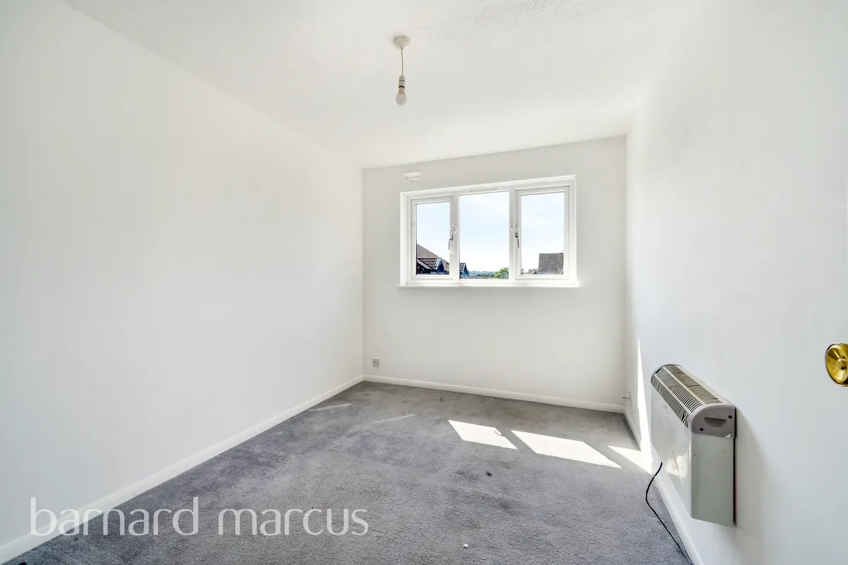 Flat Hardcastle Close in Greater London