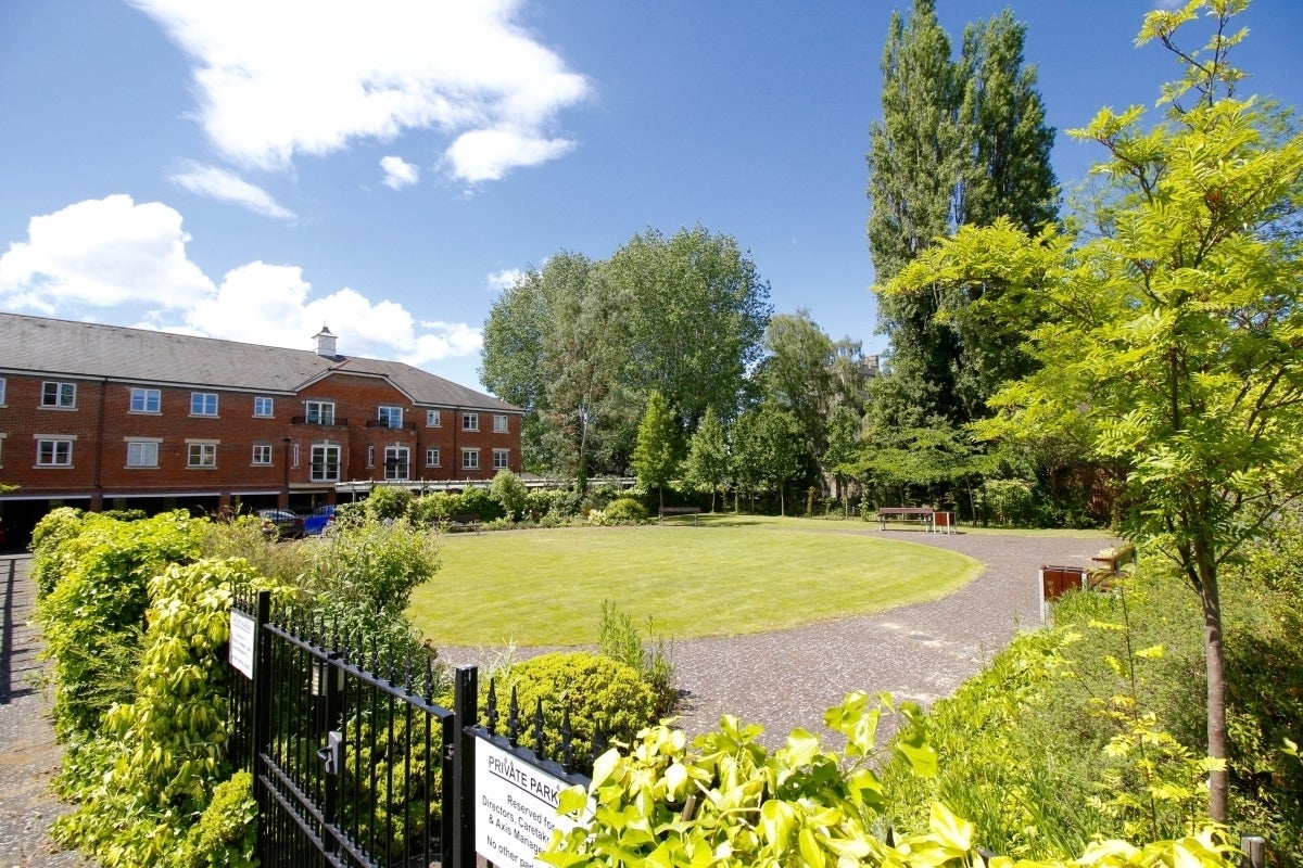 Flat Osney Lane in Oxford