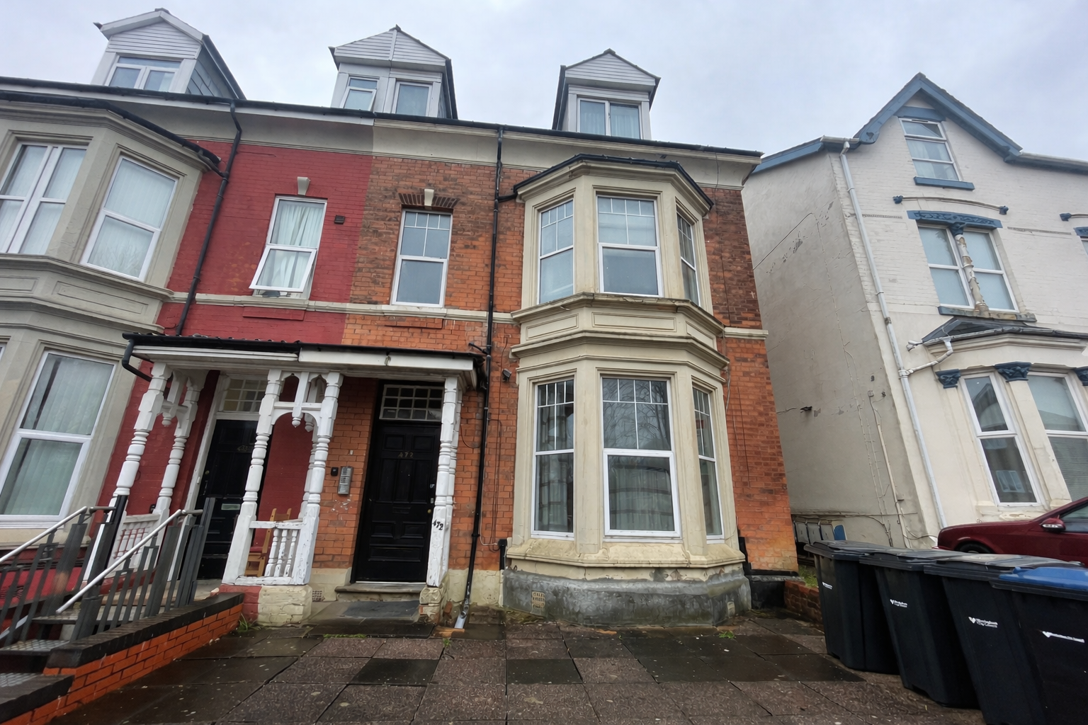 Flat Melville Road in Birmingham
