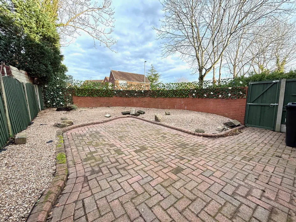 Flat Rowland Close in Fearnhead