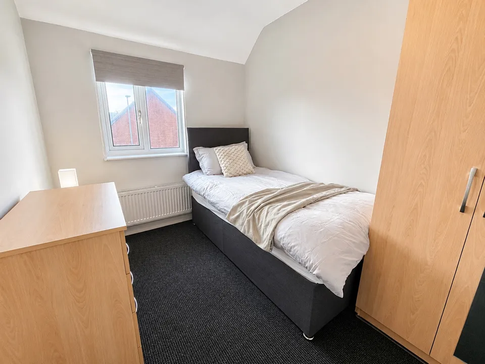 Flat Rowland Close in Fearnhead