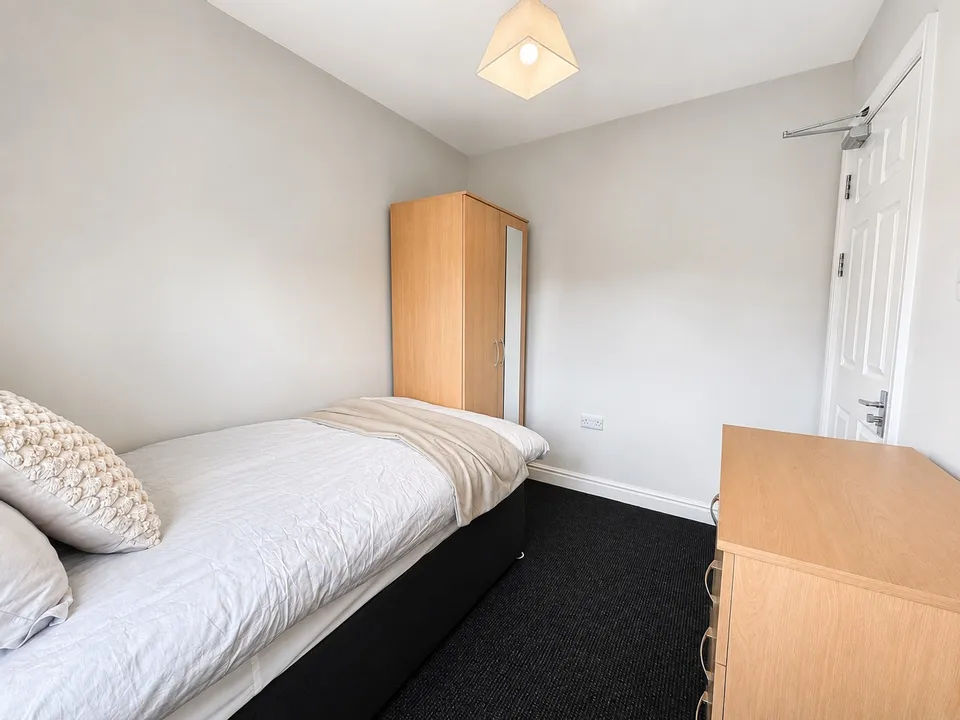 Flat Rowland Close in Fearnhead