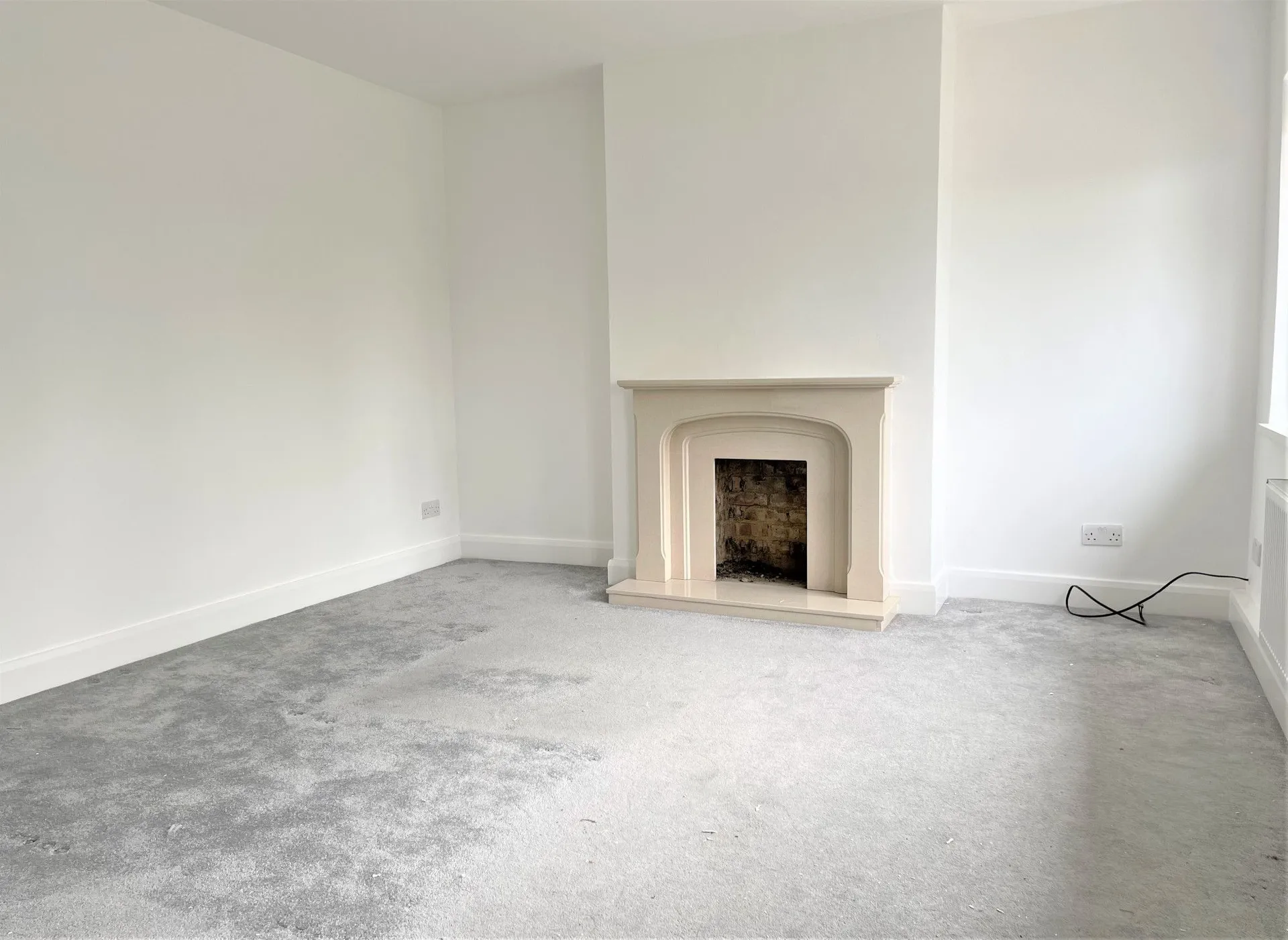 Flat Rosebank in Epsom and Ewell