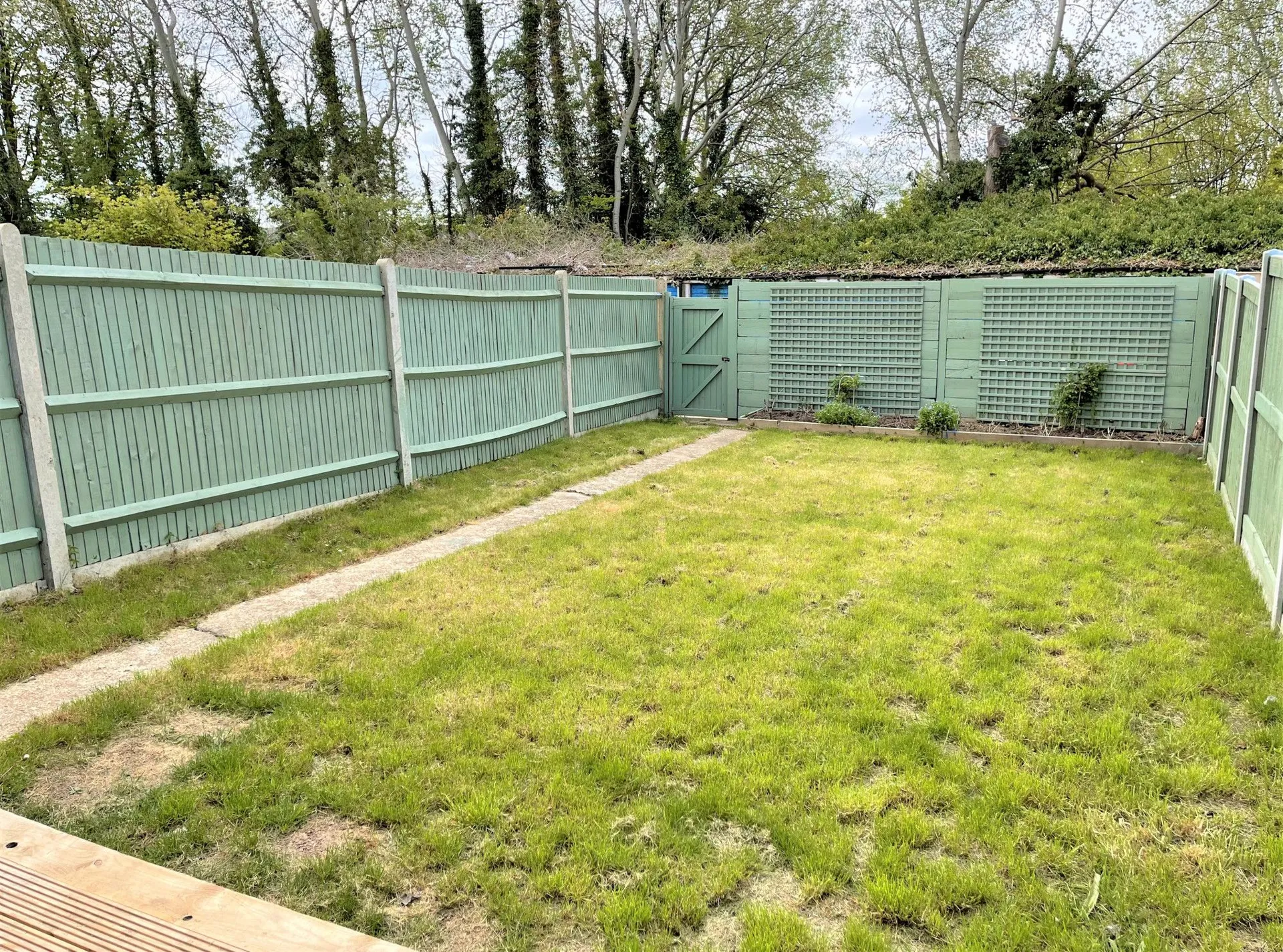 Flat Rosebank in Epsom and Ewell