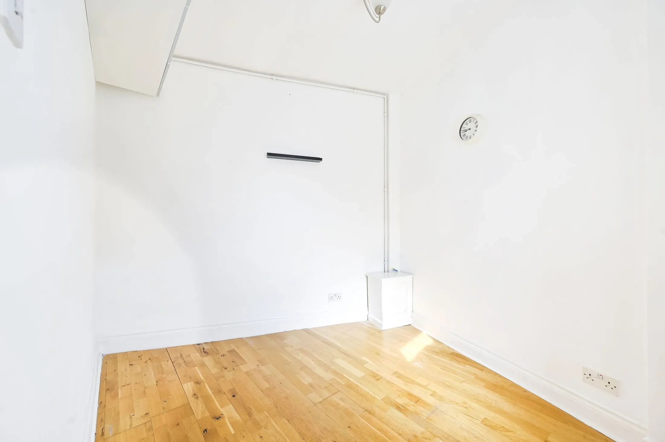 Flat Spencer Mews in Greater London