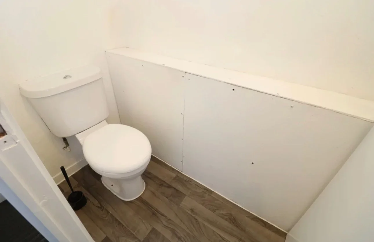 Room Crayford Road in Greater London