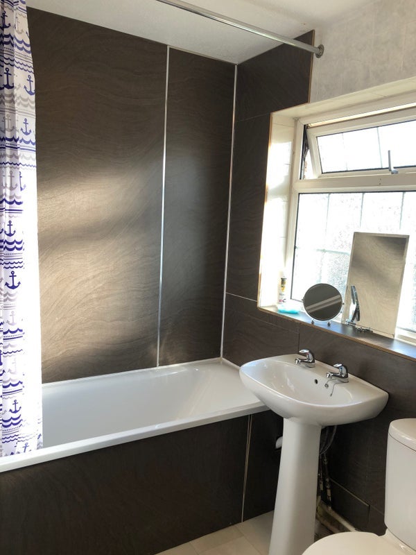 Room North Road in Uttlesford