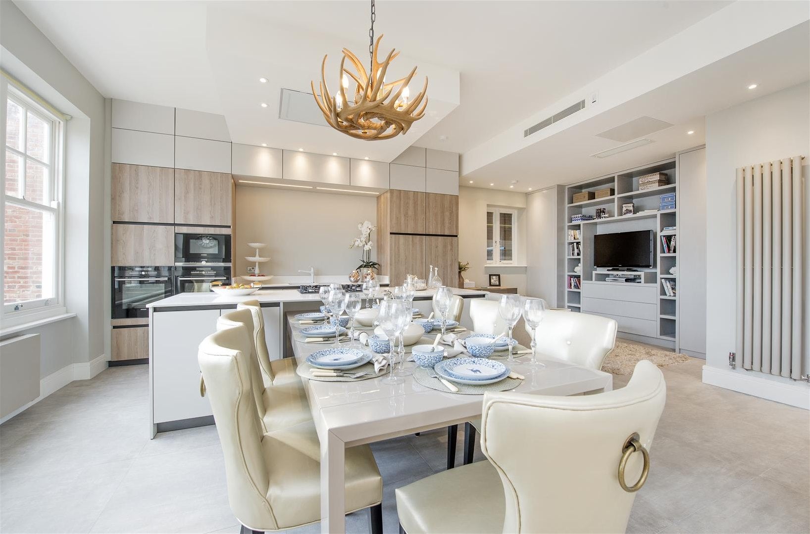 Flat Lyndhurst Terrace in Greater London