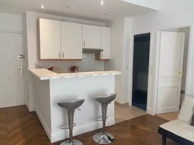 Appartement Rue du Maréchal Joffre à Nice