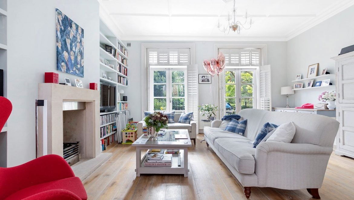 Flat Palliser Road in Greater London