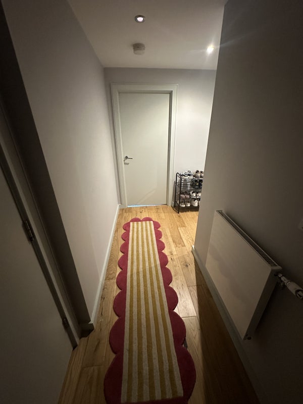 Room Mostyn Road in Greater London