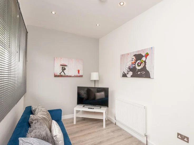 House Brander Road in Leeds
