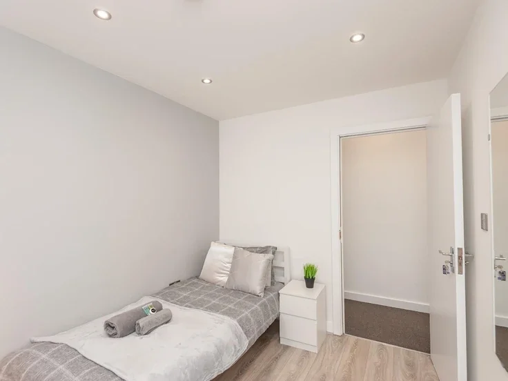 House Brander Road in Leeds