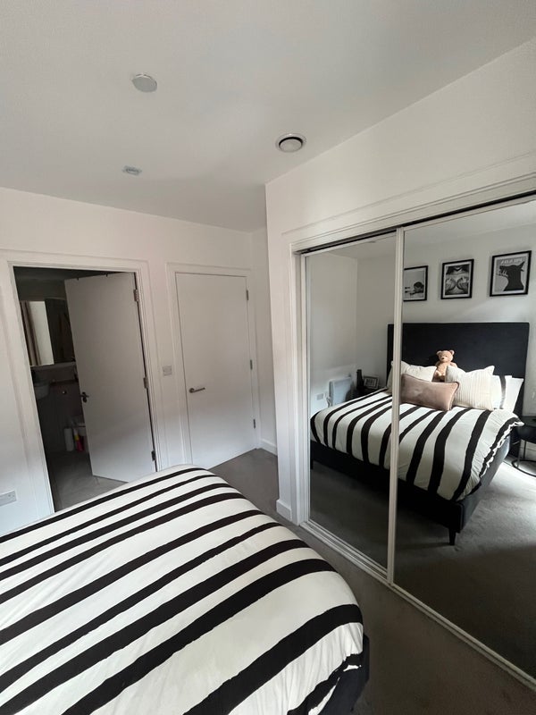 Room Back Hulme Street in Salford
