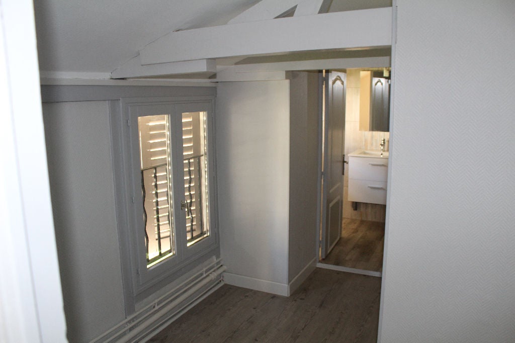Appartement Place Saint-amatre à Auxerre
