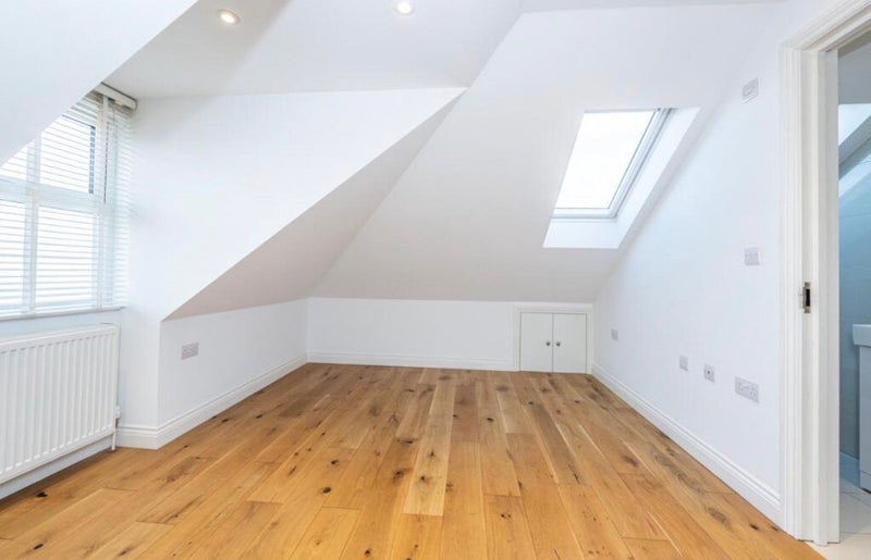 Room Northcote Road in Greater London