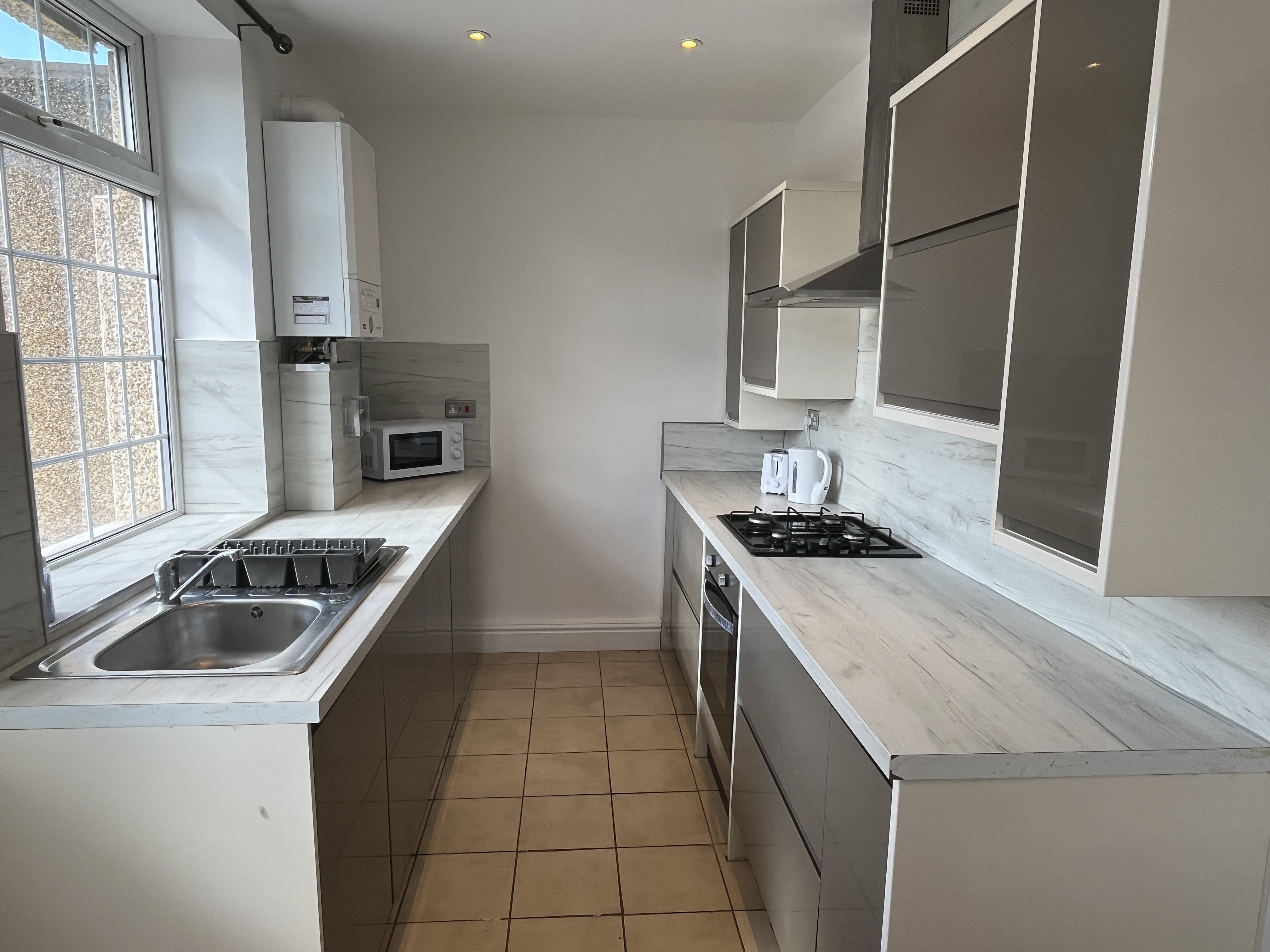 Room Asquith Road in Doncaster
