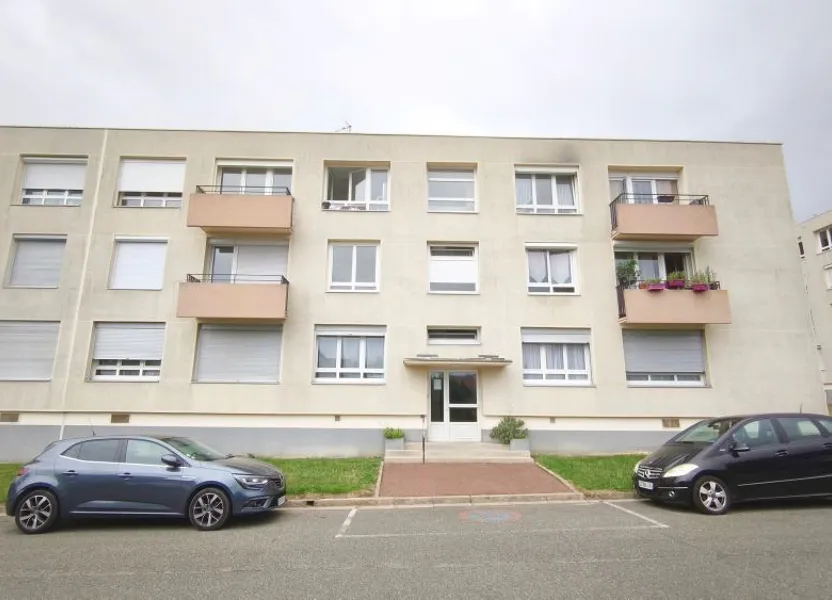Flat Résidence les Chênes in Les Mureaux
