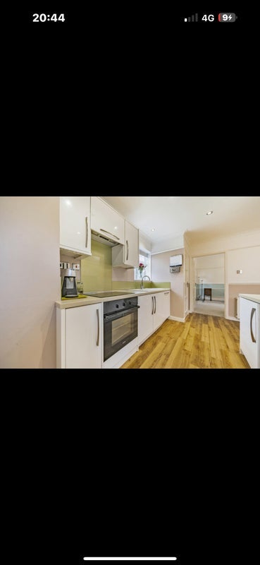 Room St Edmund's Way in Harlow