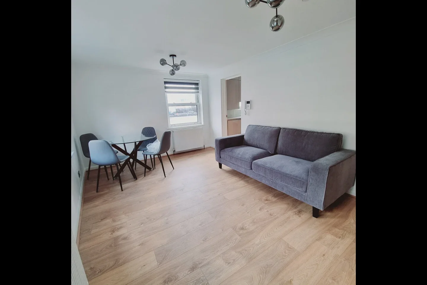 Flat Blackstock Road in Greater London