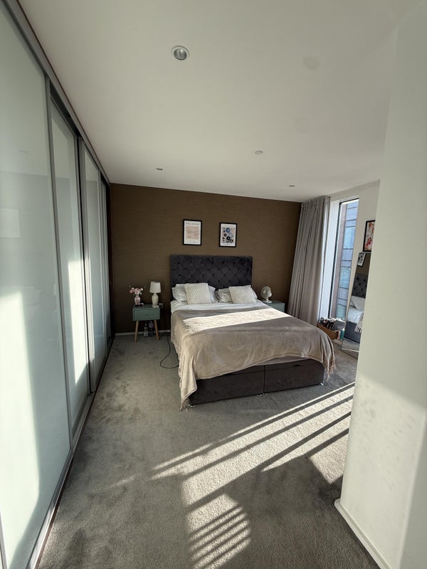 Room Buckhold Road in Greater London