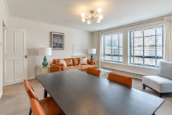 Flat Fulham Road in London