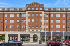 Flat Fulham Road in Greater London