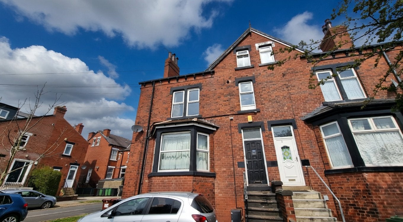 Flat Back Nunroyd Road in Leeds
