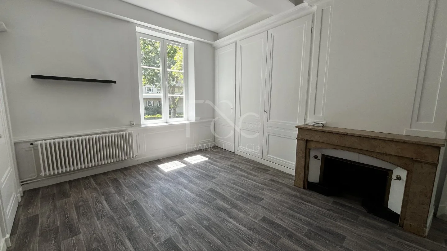 Appartement Avenue de la République à Tassin-la-Demi-Lune