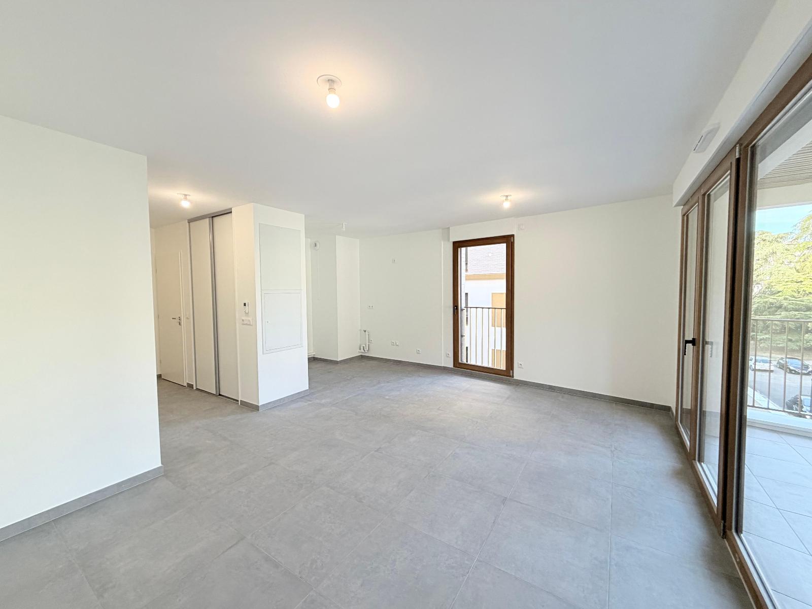 Flat Rue Clément Chamarier in Voiron