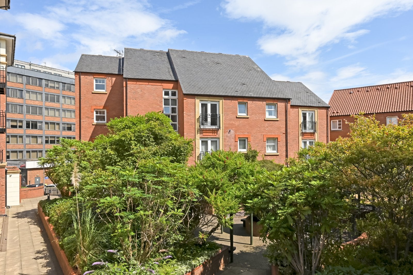 Flat Dixon Lane in York
