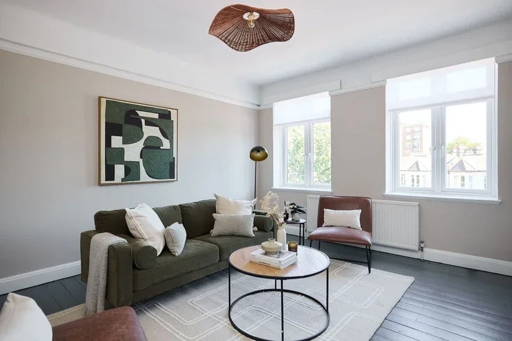 Flat Brixton Hill in Greater London