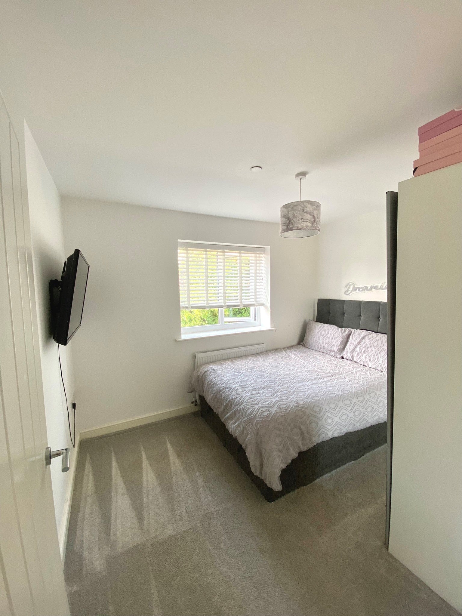 Flat Farrier Close in Salford