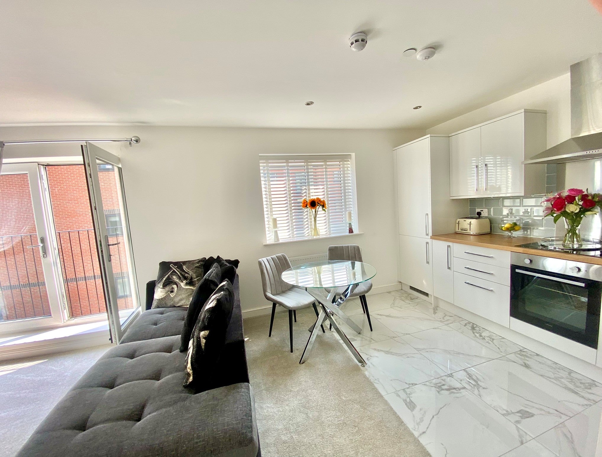 Flat Farrier Close in Salford