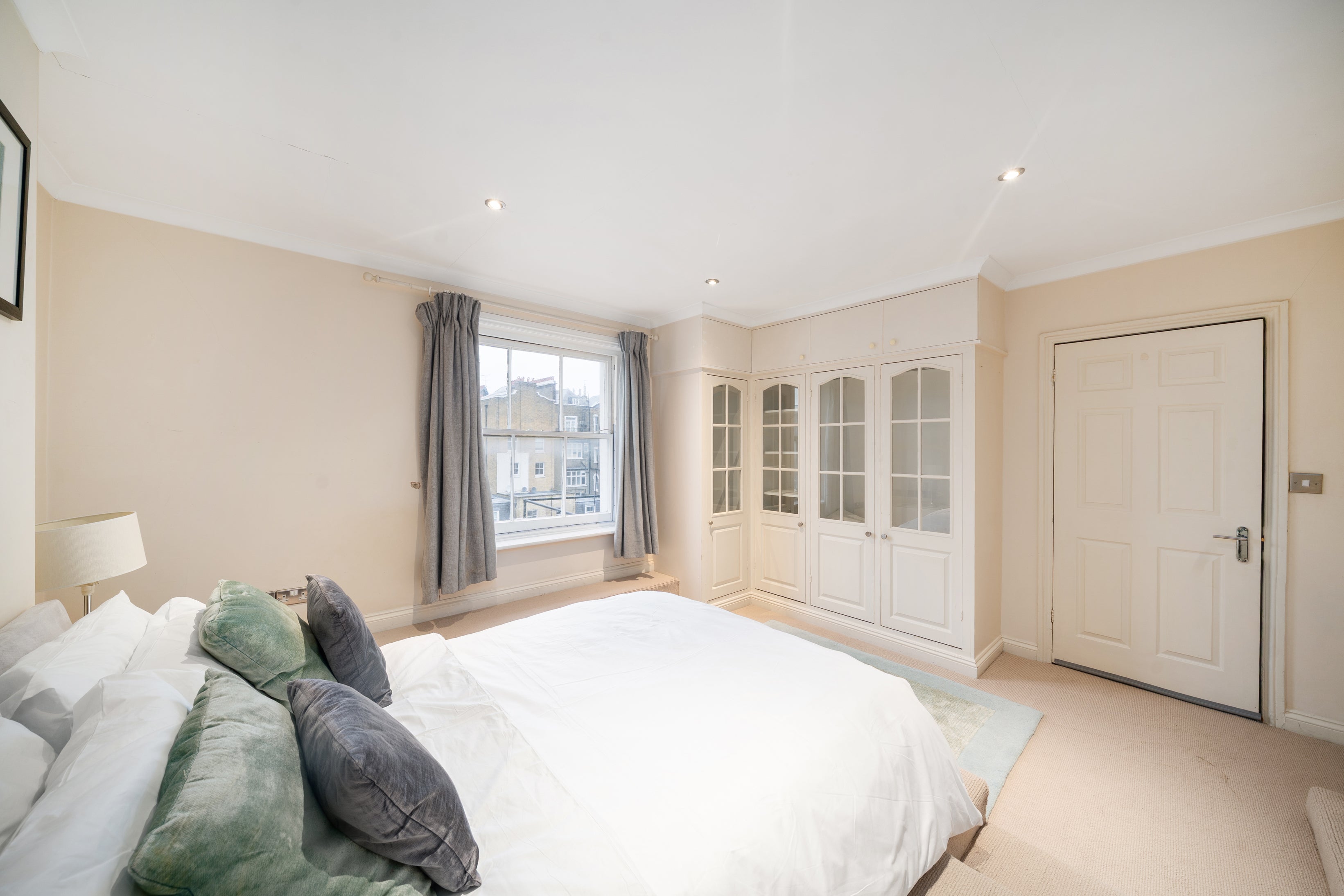 Flat Elvaston Place in Greater London