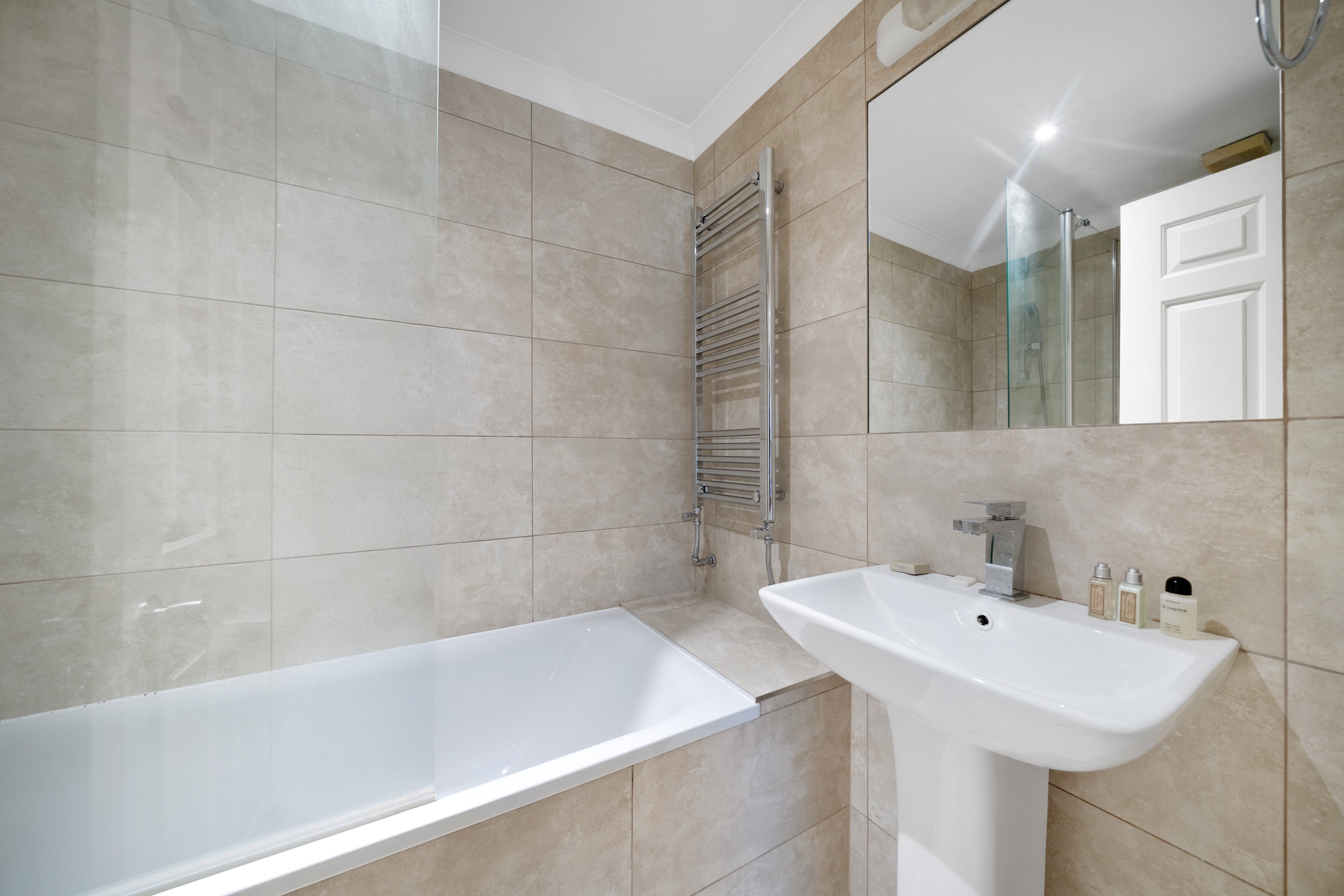 Flat Elvaston Place in Greater London
