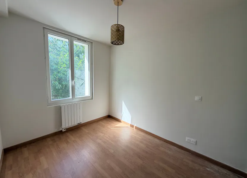 House D 4 in Bézu-Saint-Germain