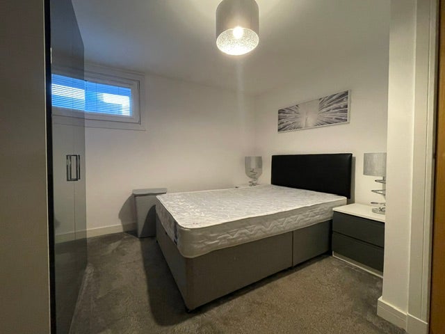 Flat Dee Street in Aberdeen City