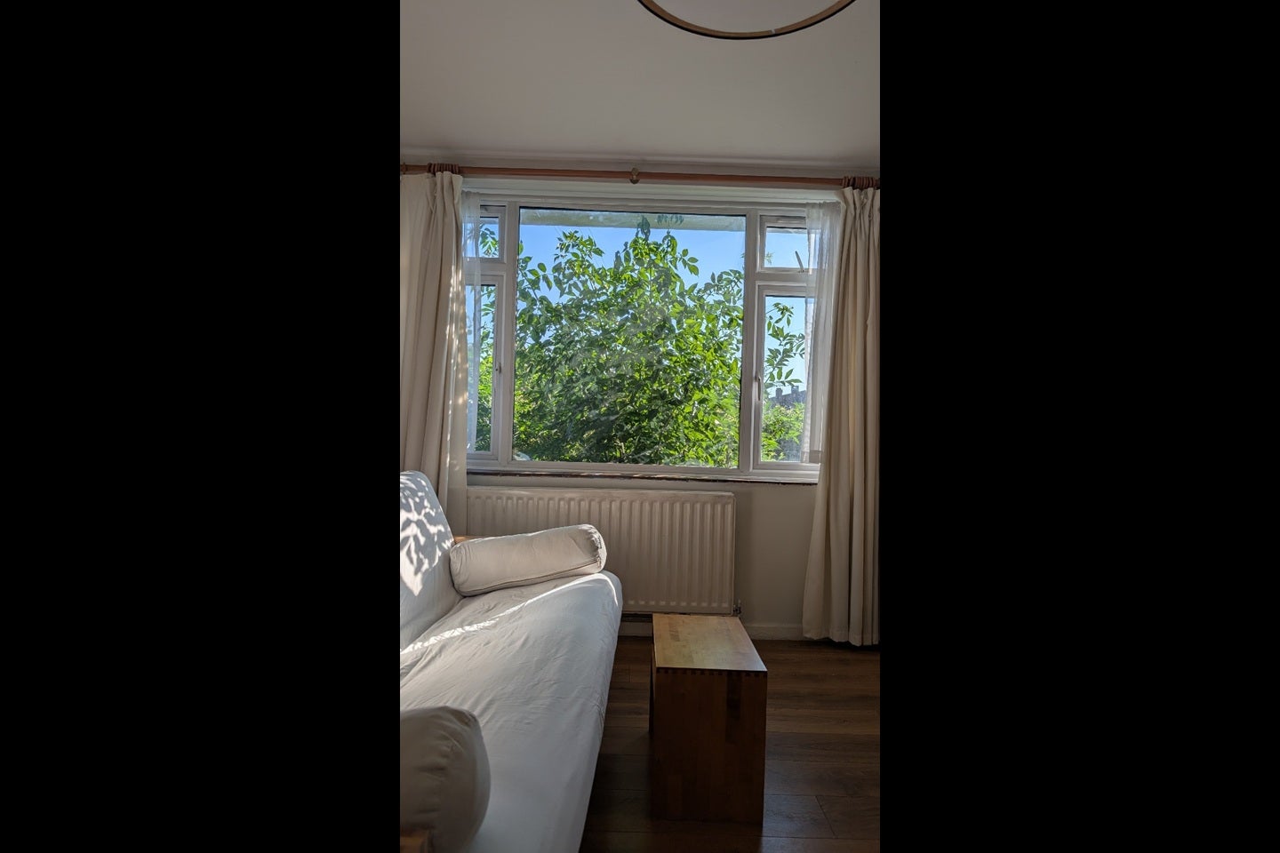 Flat Galsworthy Road in Greater London