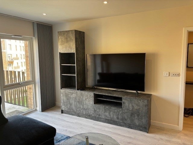 Flat Bittacy Hill in Greater London
