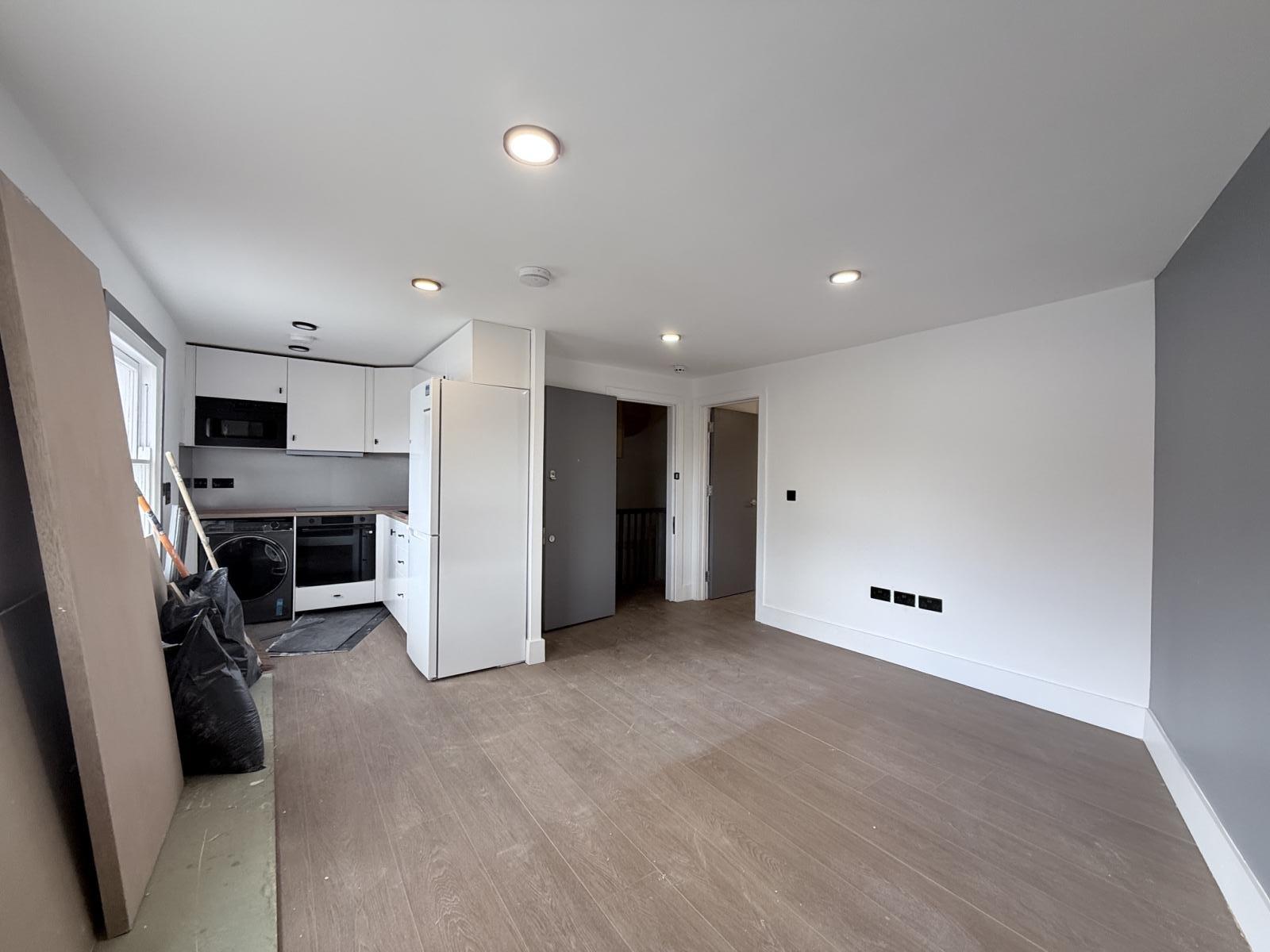 Flat South Street in Epsom and Ewell