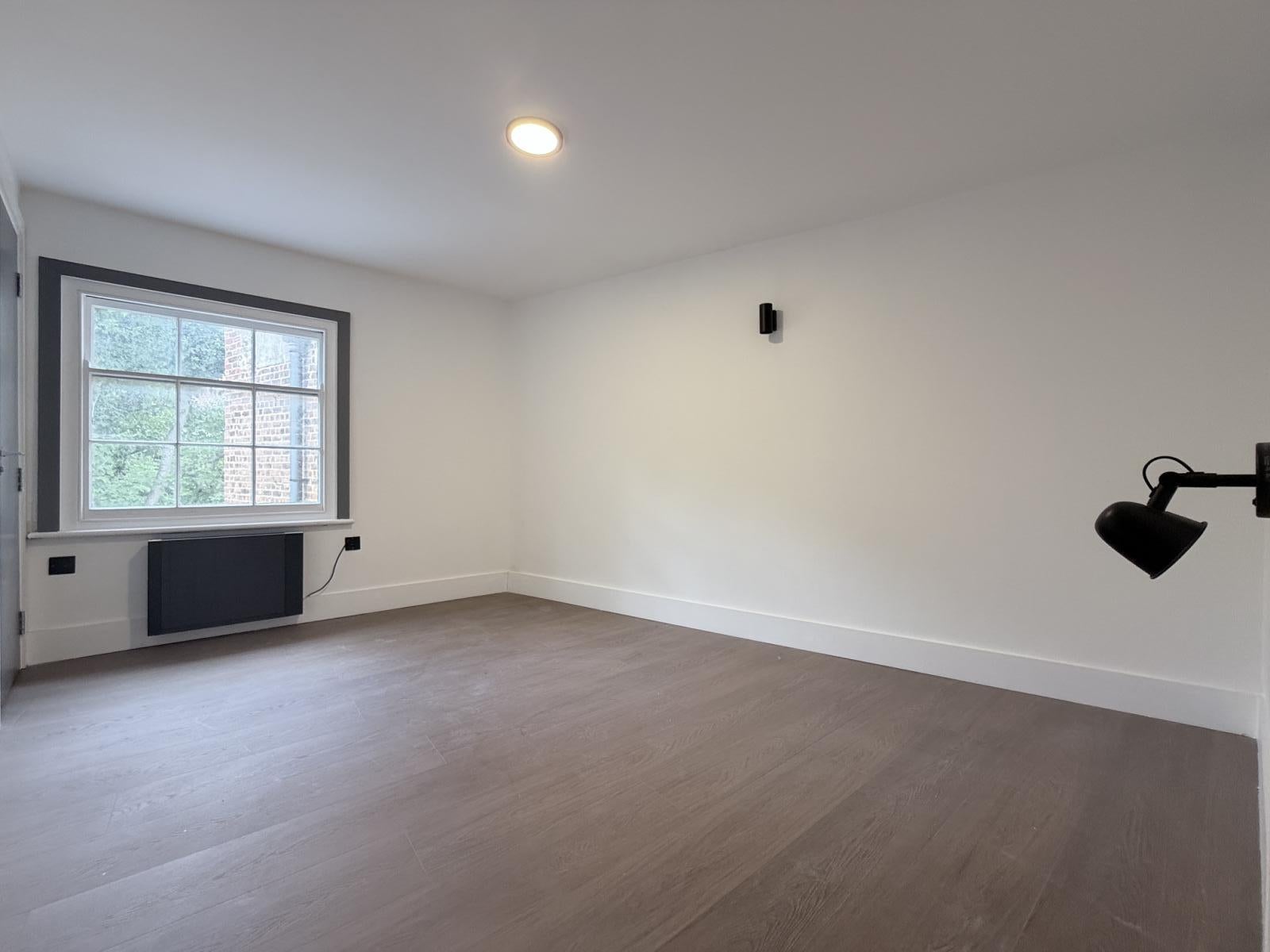 Flat South Street in Epsom and Ewell