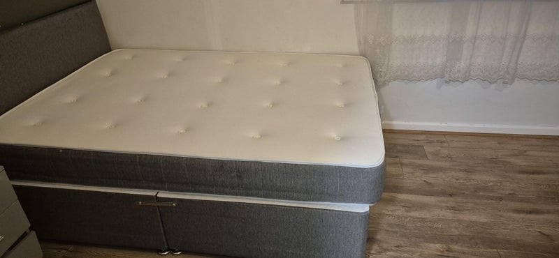 Room Teilo Street in Liverpool
