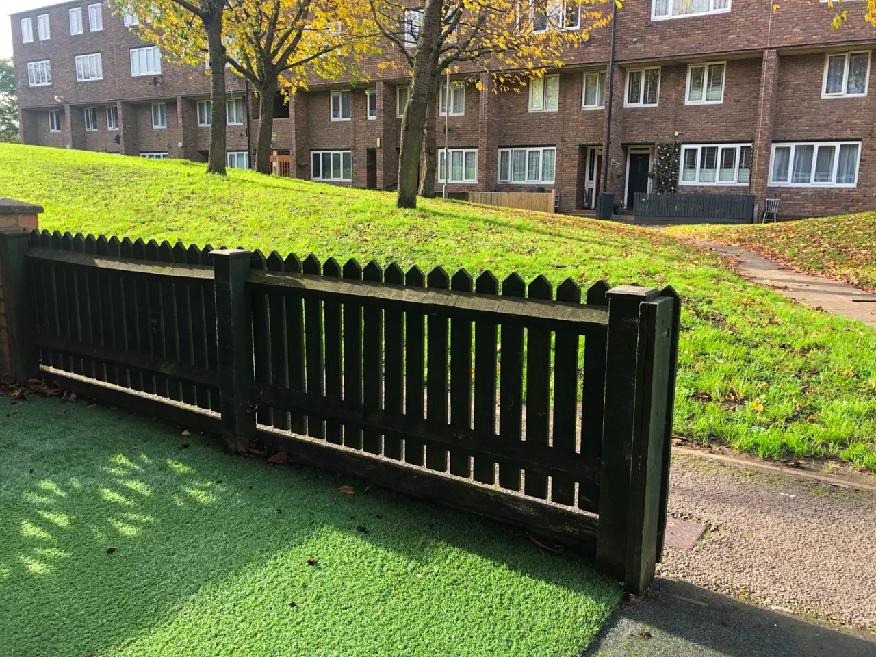 Flat Dowdeswell Close in Greater London